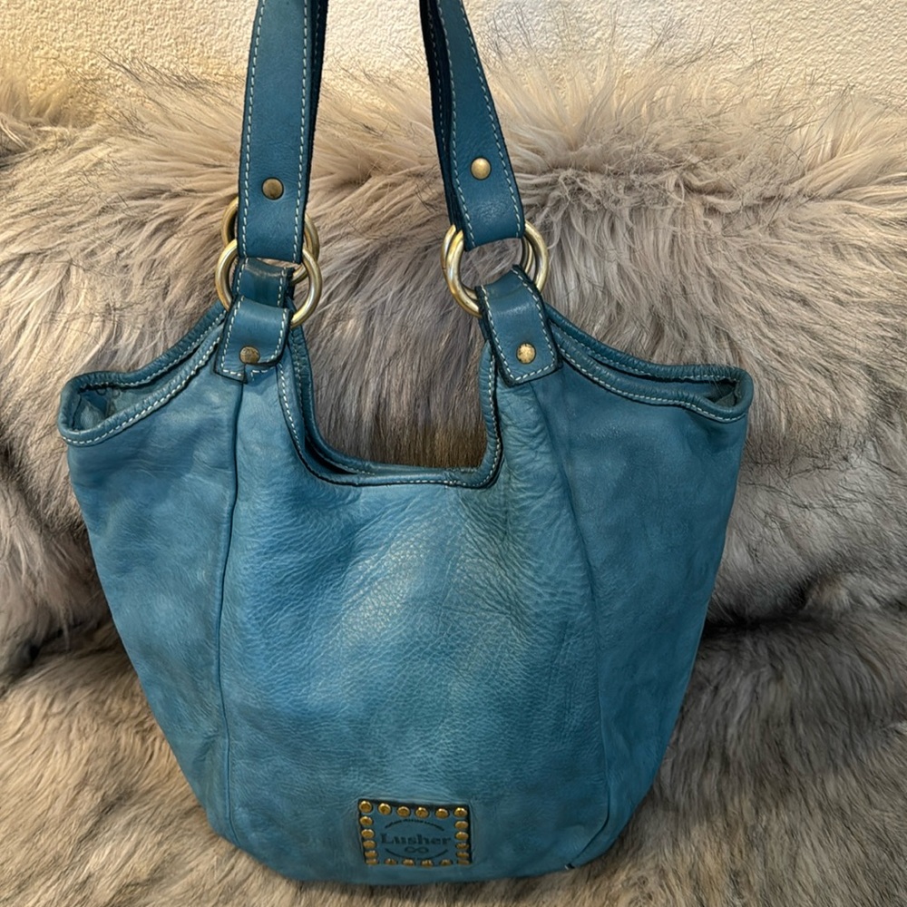 Lusher Leather Shoulder Handbag